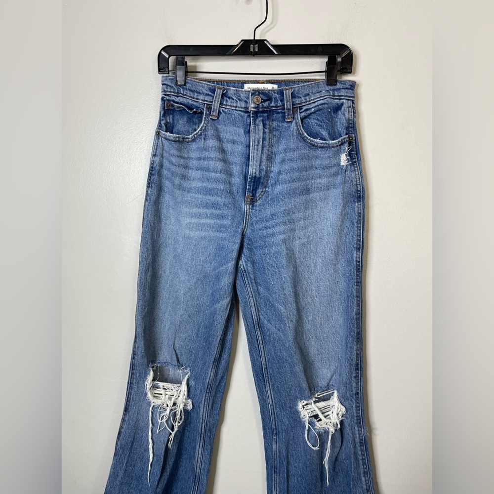 Abercrombie & Fitch The 90s Straight Ultra High Rise Medium Wash Jeans 28 6R - Picture 4 of 10